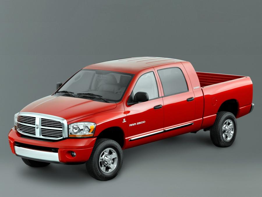  Dodge Ram 2500 Mega Cab 2006 года  (фото 18 из 35)